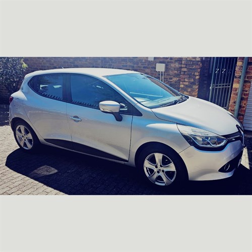 Renault Clio IV 900T (66kW) Expression 5 Door